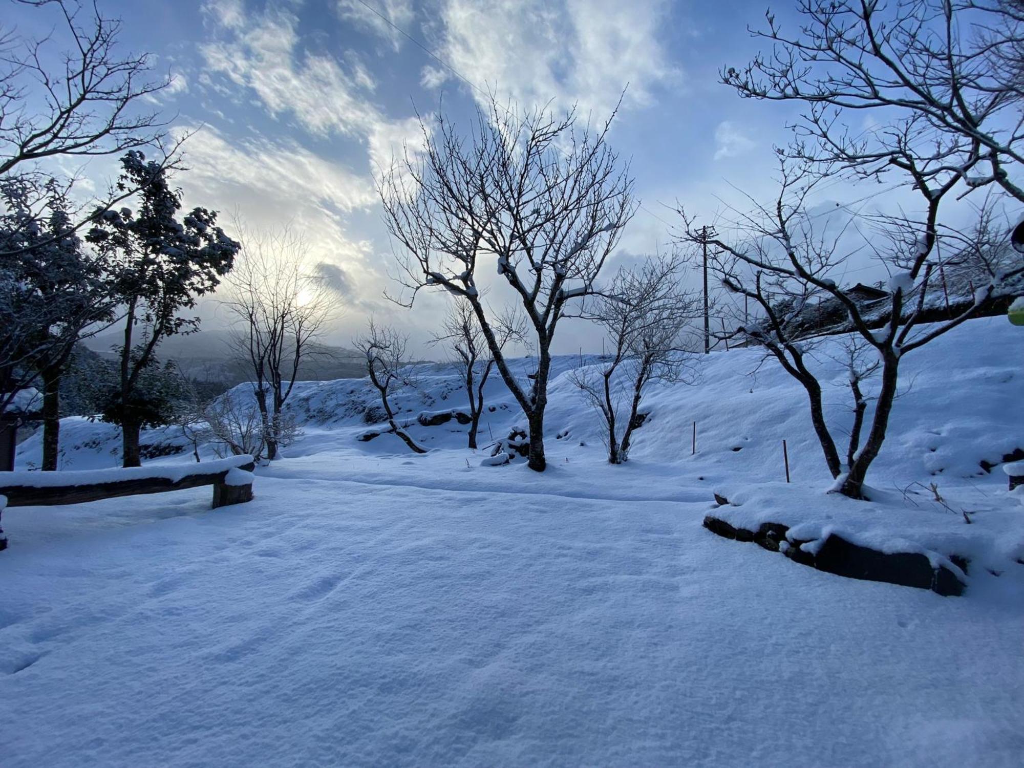 Kakayama Hutte Lodge *